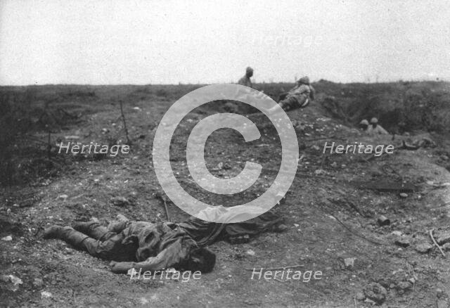 ''La Bataille de la Somme; un coin du camp de bataille', 1916. Creator: Unknown.