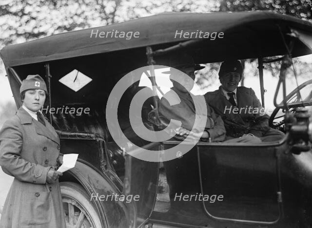 Mrs. Mendum Bloomburg, Red Cross Motor Corps, 1917. Creator: Harris & Ewing.