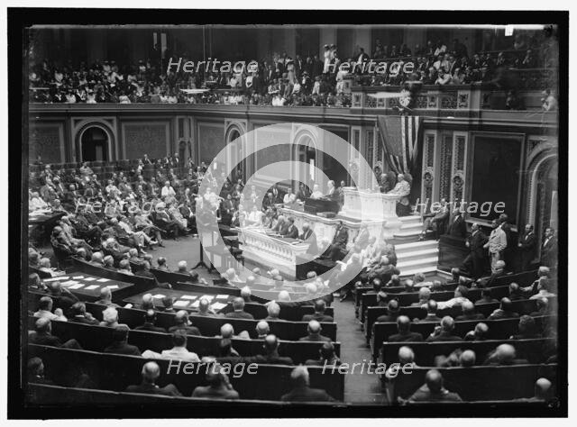Woodrow Wilson Addressing Congress, between 1910 and 1917. Creator: Harris & Ewing.