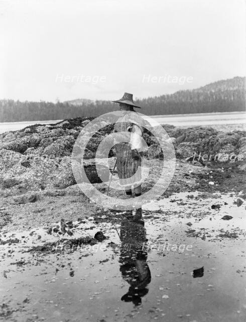 A hazy morning-Nakoaktok, c1910. Creator: Edward Sheriff Curtis.