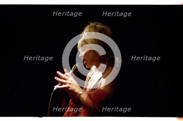 Tina May, Ronnie Scott's, Soho, London, 2004.    Artist: Brian O'Connor.