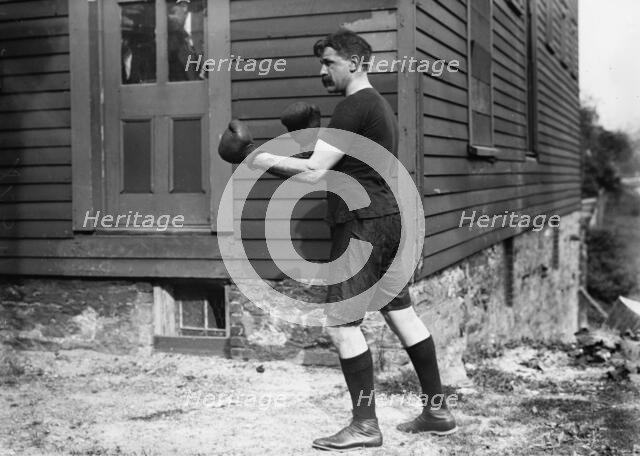 Frank Parks (Heavyweight), between c1910 and c1915. Creator: Bain News Service.