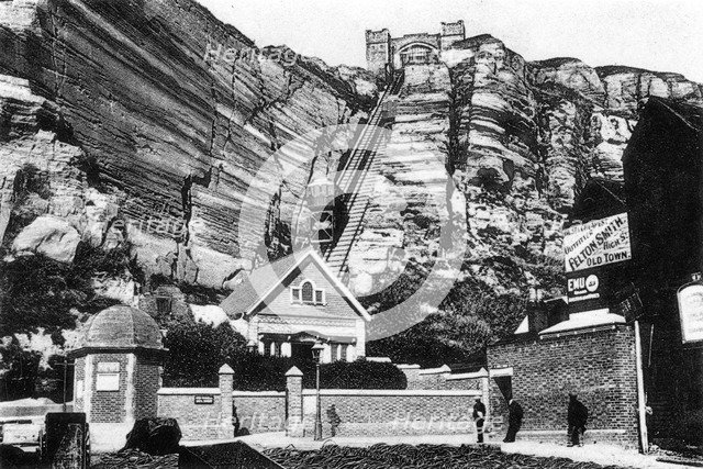 East Hill lift, Hastings, East Sussex, early 20th century. Artist: Unknown