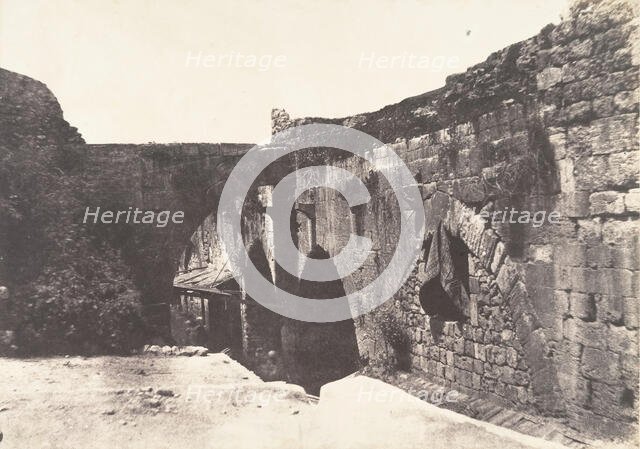 Jérusalem, Enceinte de l'Hopital des Chevaliers-de-Saint-Jean, Côté Sud, 1854. Creator: Auguste Salzmann.