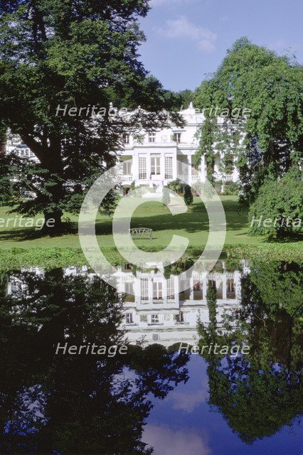 Loudwater House, Loudwater, near Rickmansworth, Hertfordshire. Artist: Tony Evans