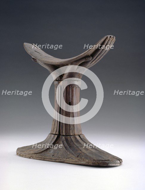 Wooden headrest, First Intermediate Period (c2125 BC-c1975 BC). Artist: Unknown.