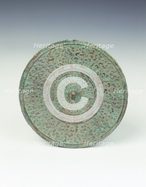 Bronze mirror with dragon heads pattern, Eastern Zhou dynasty, China, 6th-5th dynasty BC. Artist: Unknown