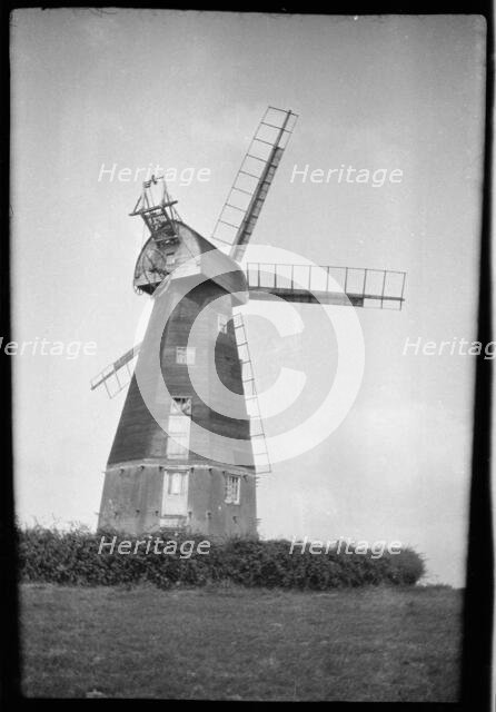Ringle Crouch Green Mill, Ringle Crouch, Sandhurst, Tunbridge Wells, Kent, 1932. Creator: Francis Matthew Shea.