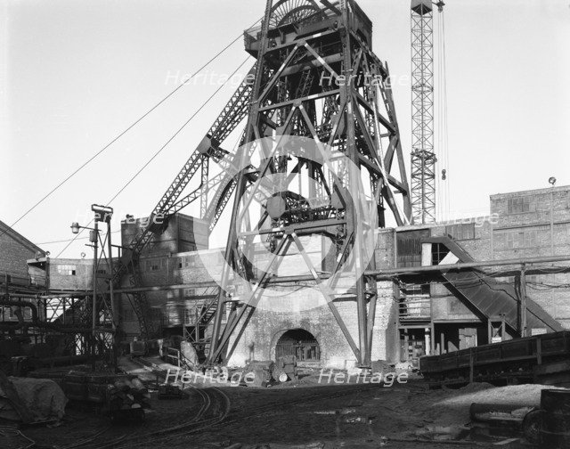 Rossington Colliery, Doncaster, South Yorkshire, 1964. Artist: Michael Walters