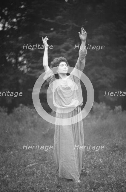 Michio Ito pupils, 1921 June 24. Creator: Arnold Genthe.
