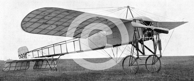 Bleriot monoplane used by the British army, 1914. Artist: Unknown