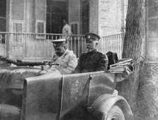 ''La capitulation Bulgare; Le general Loukof, accompagne d'un officier bulgare, quitte..., 1918. Creator: Unknown.