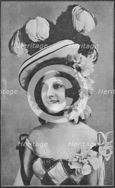 'Miss Mabelle Gilman, the Bewitching Girl in the Casino - The Casino Girl at the Shaftesbury', 1 Artist: W&D Downey.