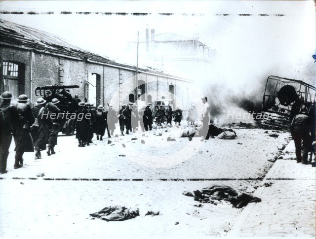 Evacuation of the British Expeditionary Force (BEF) from Dunkirk, France, World War II, 1940. Artist: Unknown