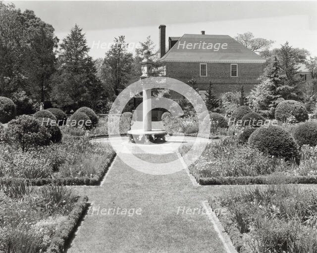 "York Hall," Captain George Preston Blow house, Route 1005 and Main Street, Yorktown, Virginia, 1929 Creator: Frances Benjamin Johnston.