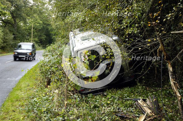 Land Rover Discorery 1990 Accident Artist: Unknown.