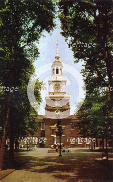 Barry Statue and Independence Hall, Philadelphia, Pennsylvania, USA, 1953. Artist: Unknown
