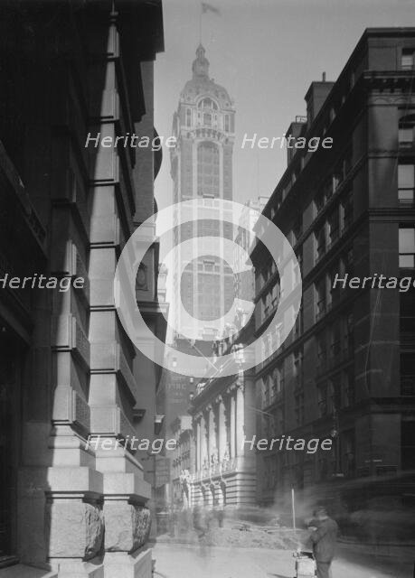 Singer Tower (Building), N.Y., 1910. Creator: William H. Jackson.