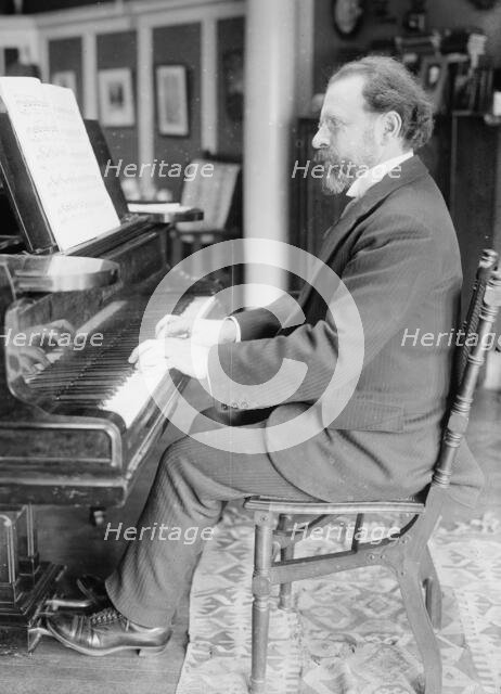 L. [i.e. Z] Stojowski [at piano], 1916. Creator: Bain News Service.
