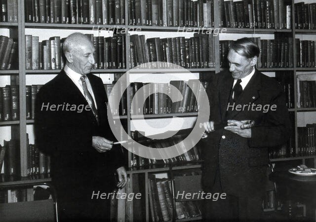 The Wellcome Historical Medical Museum, 28 Portman Square, London: the Director presenting... 1959. Creator: Unknown.