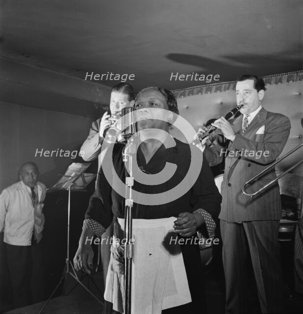 Portrait of Tony Parenti and Wild Bill Davison, Jimmy Ryan's (Club), New York, N.Y., ca. Aug. 1946. Creator: William Paul Gottlieb.