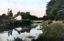 Sonning Lock on the River Thames, Berkshire, 1926.Artist: Cavenders Ltd