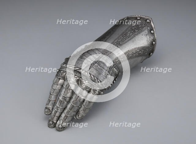 Fingered Gauntlet for the Left Hand, Landshut, c. 1535/40. Creator: Wolfgang Grosschedel.