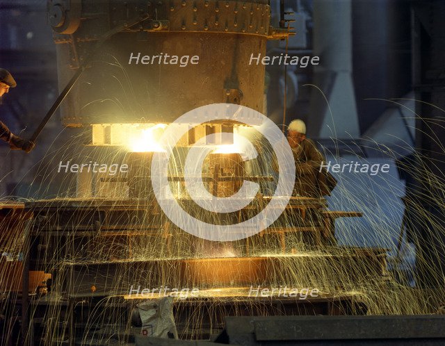 Pouring a 23 ton steel casting, Sheffield, South Yorkshire, 1968. Artist: Michael Walters