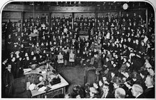 A lecture at the Royal Institution, London, c1903 (1903). Artist: Unknown.