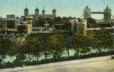 Tower Bridge and the Tower of London, c1910. Creator: Unknown.