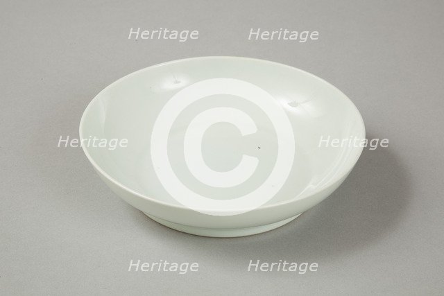 Qingbai glazed bowl with Xuande six character reign mark, 18th century. Artist: Unknown.