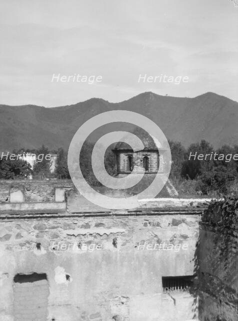 Travel views of Cuba and Guatemala, between 1899 and 1926. Creator: Arnold Genthe.