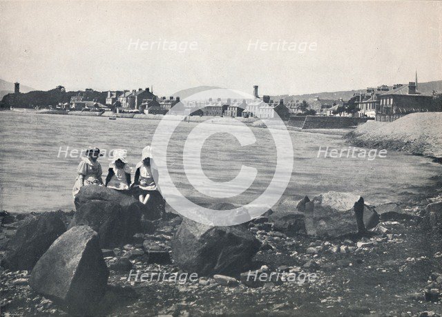 'Helensburgh - East Bay', 1895. Artist: Unknown.