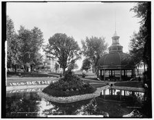 Waukesha, Wis., Bethesda Springs, the pavilion, between 1880 and 1899. Creator: Unknown.