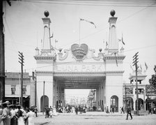 Entrance to Luna Park, Coney Island, N.Y., between 1903 and 1906. Creator: Unknown.