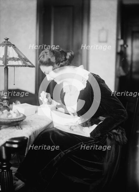 Cora Chase, between c1915 and c1920. Creator: Bain News Service.