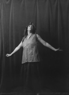 Frijsh, Povla, Miss, portrait photograph, 1917 Apr. 17. Creator: Arnold Genthe.