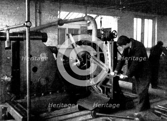 Travelling portion of jig and press, with cycle-frame in position, 1898. Creator: Unknown.