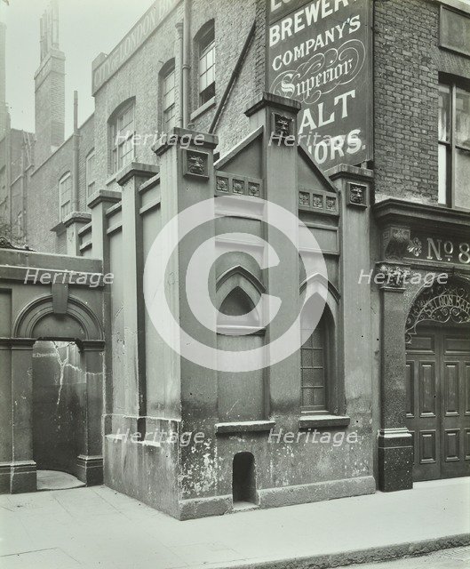 Old Watch House, Upper Thames Street, London, April 1922. Artist: Unknown.