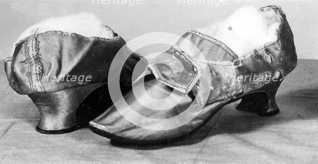 Woman's Shoes, England, 1770s. Creator: Unknown.