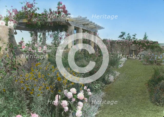 "Gray Gardens," Robert Carmer Hill house, Lily Pond Lane, East Hampton, New York, c1914. Creator: Frances Benjamin Johnston.