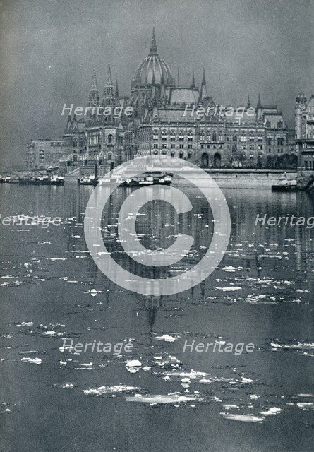 'The House of Parliament, Budapest', c1932. Artist: Rudolf Balogh.
