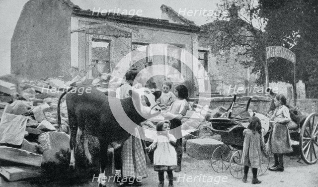 French refugees return to their abandoned village, Artois, World War I, 1915. Artist: Unknown