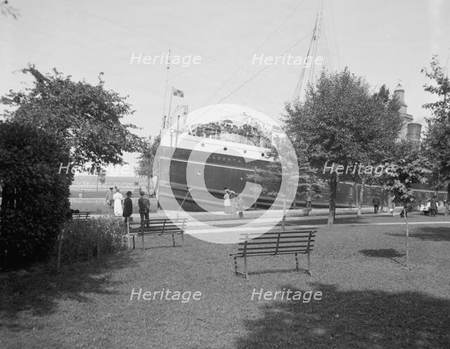 Steamer locking through, Saulte [sic] Ste. Marie, Mich., between 1910 and 1920. Creator: Unknown.