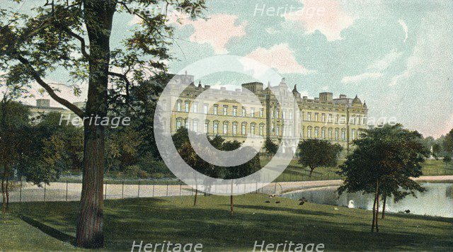 'London, Buckingham Palace', c1907. Artist: Unknown.