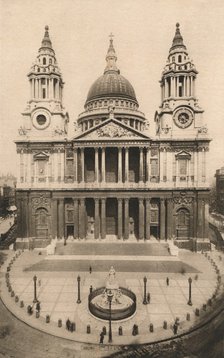 'London, St. Paul's Cathedral', 1924, (c1900-1930). Artist: Unknown.