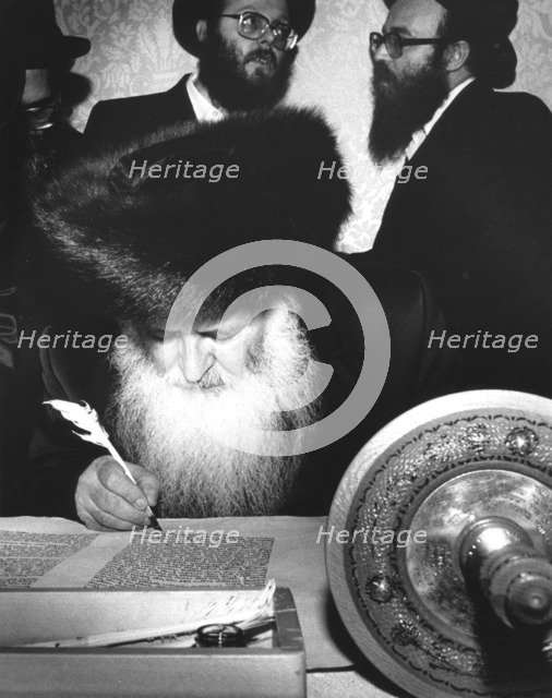 Hasidic Jews, Menorah Hotel, 18 May 1988. Artist: Unknown