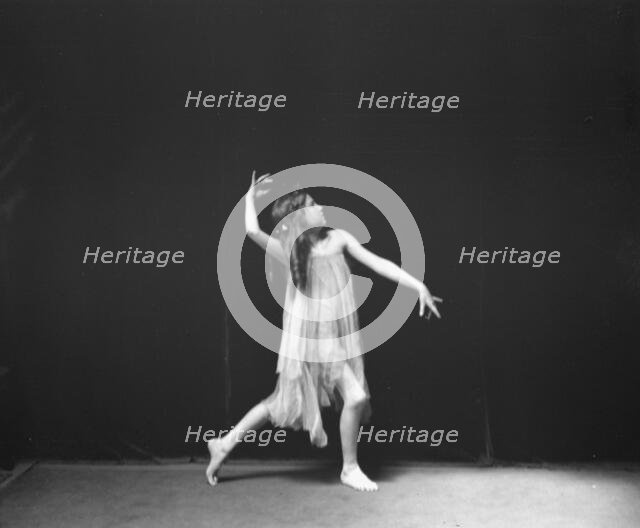 Emerson, Lillian, Miss, between 1914 and 1919. Creator: Arnold Genthe.