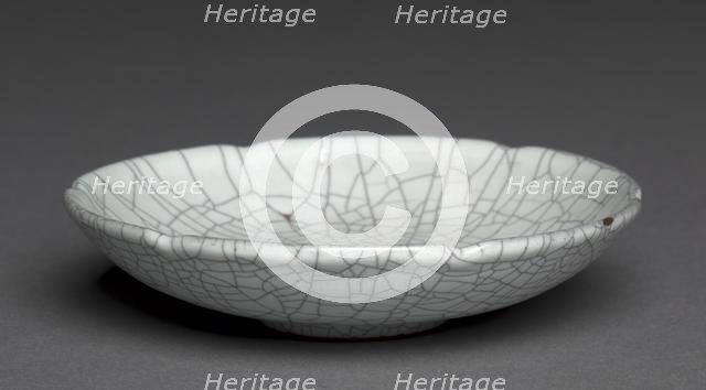 Flat Dish: Guan ware, 960-1279. Creator: Unknown.
