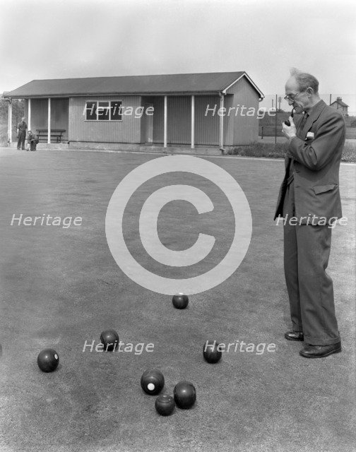 Miners' social club bowling green, Featherstone, West Yorkshire, 1959. Artist: Michael Walters
